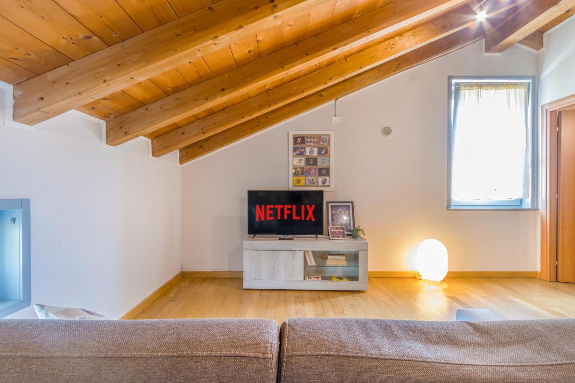 Апартаменты Stazione 200M - Wifi - Aria Condizionata - Smart Tv Парма Экстерьер фото
